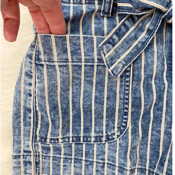 American Eagle Stretch Highest Waist Mom Paper Bag Shorts Striped 00 - Picture 7 of 13